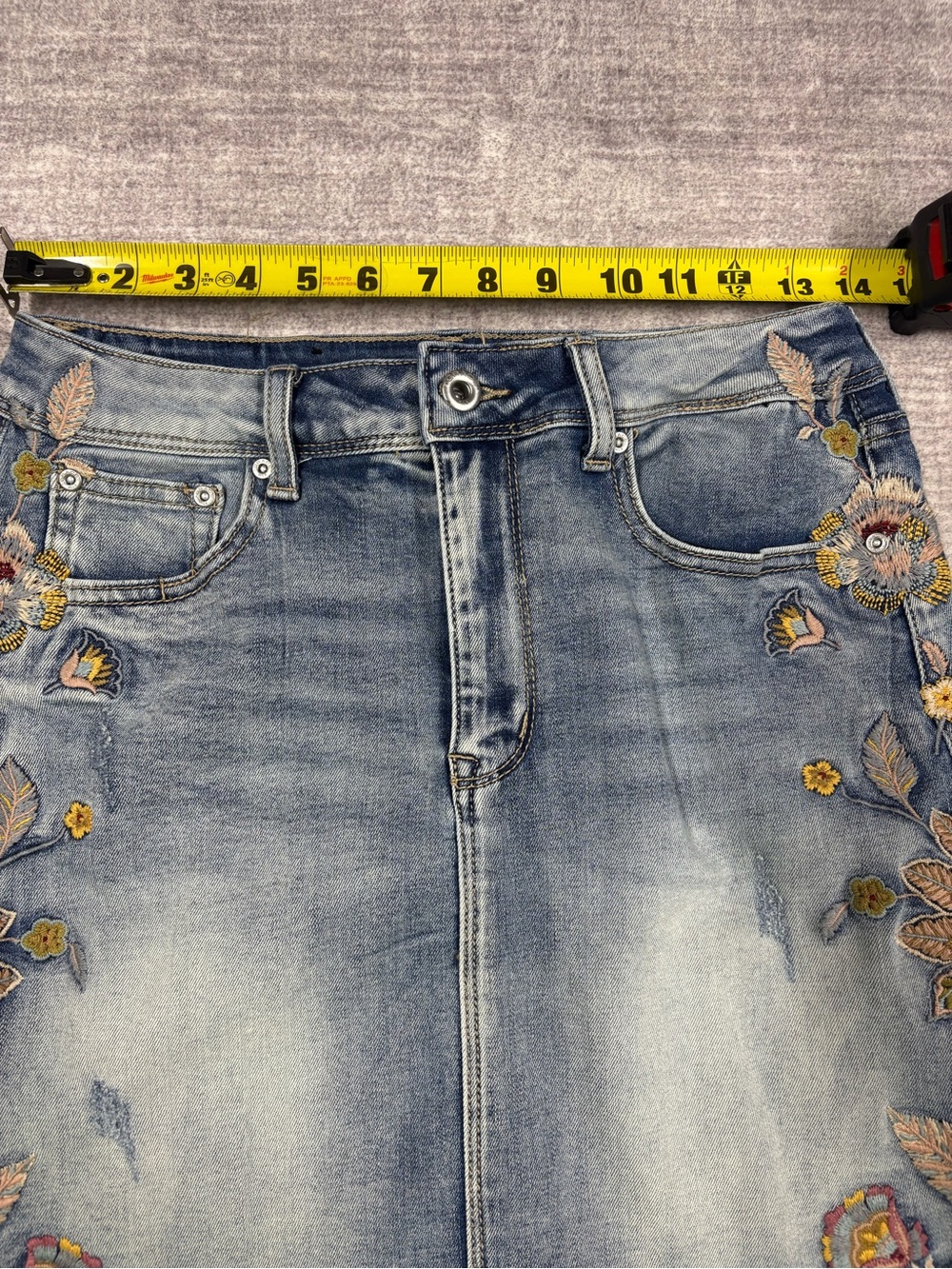 Grace in LA Women’s M Floral Stitch Stretch Denim Skirt Western Festival Natural - Picture 4 of 11